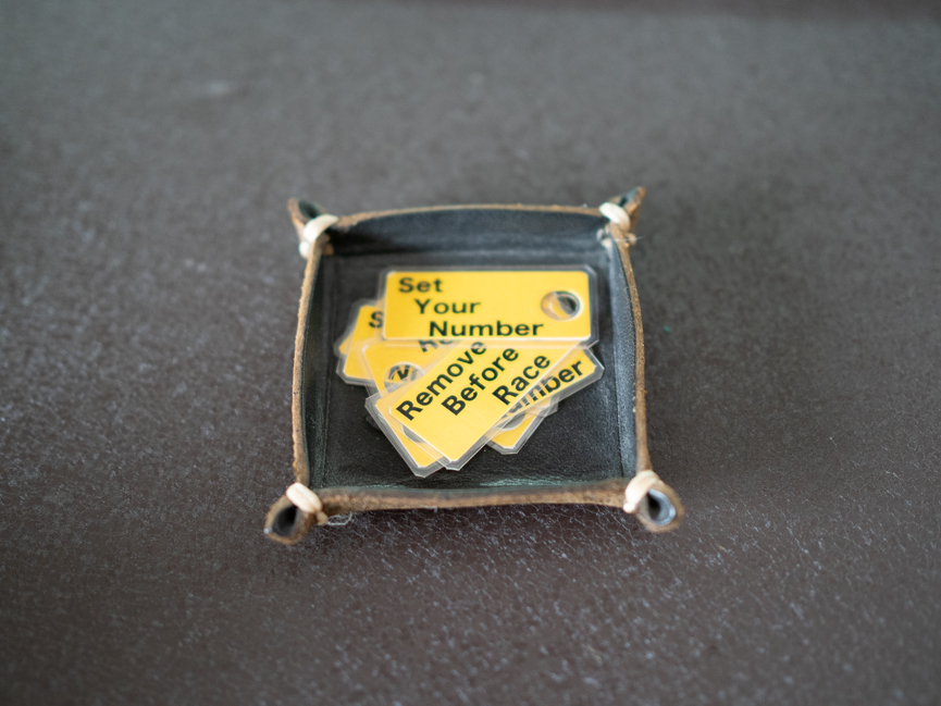 S-WORKS(SPECIALIZED) TARMAC SL8用のゼッケンプレートホルダーをつくろう